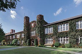 2018_rikkyo_university_2-3535934
